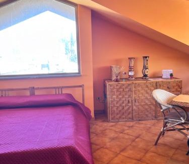 Civita Castellana Apartment | Giustina - appartamento spazioso e tranquillo - parcheggio privato per BICI e auto - su richiesta ammessi animali