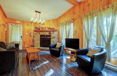 Sainte-Agathe-des-Monts Ski Chalet | Glazonki cozy chalet