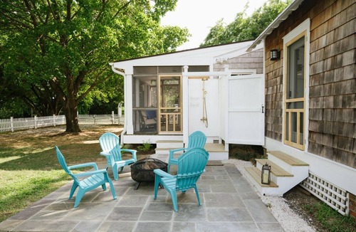 Morattico Cottage | Golden Days River Cottage - Family & pet friendly, river view, water access