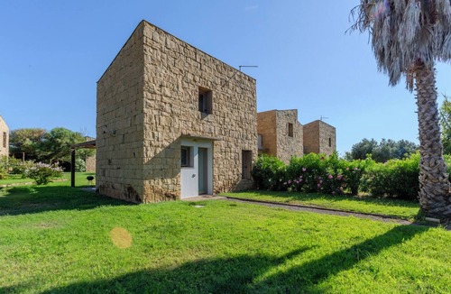 Masainas Villa | Golden Stone Villa: Pool & Relax