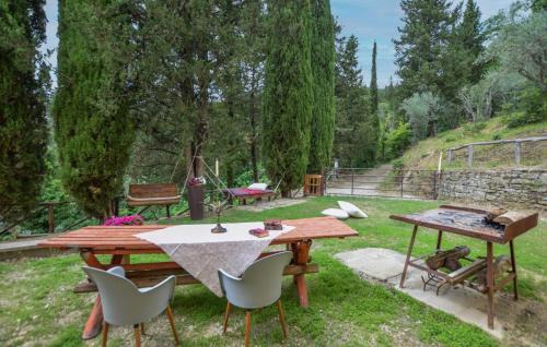 Pieve al Bagnoro House | Gorgeous Home In Palazzo Del Pero Ar With House A Panoramic View
