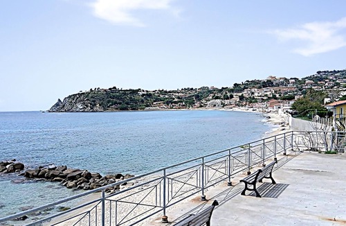Santa Maria Apartment | Gorgeous apartment in Ricadi