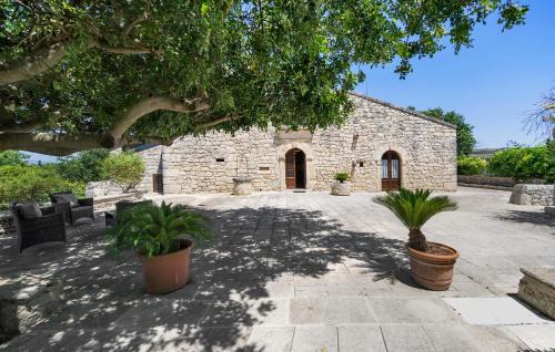 Ragusa House | Gorgeous Home In Ragusa