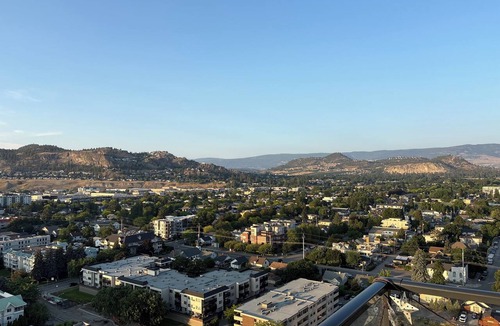 Downtown Kelowna Condo | Great downtown location with an amazing view!