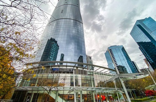 Downtown Vancouver Hotel | Great value! Top rated in heart of downtown Vancouver near shops, dining & shows