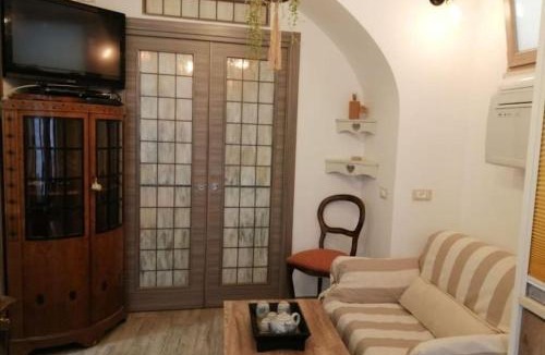 Castel Gandolfo Apartment | Green Empathy Studio Castel Gandolfo