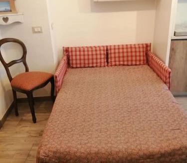 Castel Gandolfo Apartment | Green Empathy Studio Castel Gandolfo
