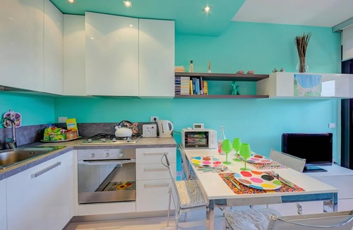 Rivoltella Apartment | Green Tiffany Apartment: Pool, Tennis, Balcony, Desenzano Del Garda, Italy
