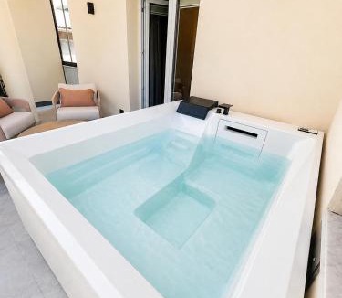 Aspra Apartment | Grifone Suite with Private Jacuzzi
