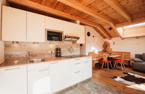 Luson Apartment | Großkarnaiderhof Ferienwohnungen-Bauernhof-Dolomiten-Natur Pur