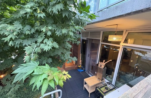 Pemberton Heights Apartment | Ground level, cozy, quiet, and close to river, ocean, mountains, all amenities.