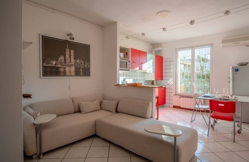 Piacenza Apartment | GuestHost - Comfortable 55 sqm ground-floor apartment, ideal for 2 people.The property is located in the Borgo Trebbia–Infrangibile neighborhood, a residential area in the north-west part of the city.Piacenza city center is easily reachable on foot or