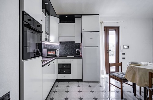 S'oru e Mari Apartment | GuestHost - Quartu Sant'Elena Bright Flat with Balcony!