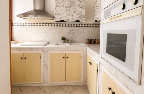 Milazzo House | HARBOR ELEGANCE ESTATE