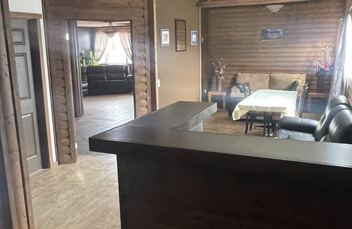 St. Anthony Hostel | Harbour Hutch