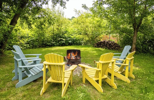 Mansonville House | Heritage home with spa, EV charger and walkable village