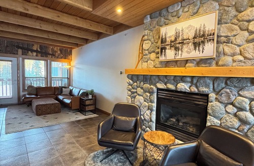 Apex Mountain House | Hidden Gold Hideaway - Apex Mtn - multi-family,pet friendly, slopeside townhome