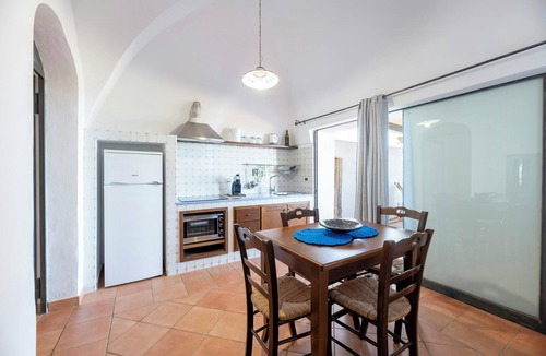 Pantelleria House | Historic dammuso with sunset views in Rekhale