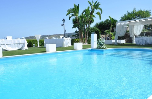 San Pier Niceto Villa | Historic mansion from the 1700s,hospitality, comfort and style in the heart of Sicily