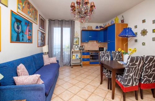 Capo d'Orlando Apartment | Holiday Apartment 'Solkira' close to the Beach with Sea View, Balcony & Wi-Fi