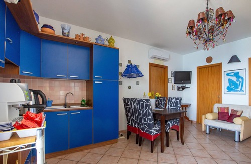 Capo d'Orlando Apartment | Holiday Apartment 'Solkira' close to the Beach with Sea View, Balcony & Wi-Fi