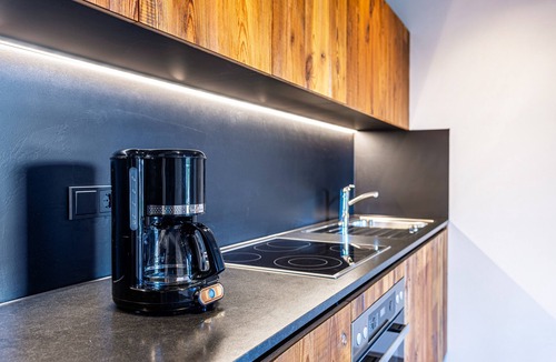 San Genesio Atesino Apartment | Holiday Apartment Egger an der Lahn - Nonno with Mountain View, Terrace and Wi-Fi