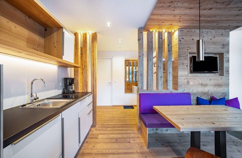 Valle Aurina Apartment | Holiday Apartment "Stoana Apt 1-2" with Relaxing Wellness Area