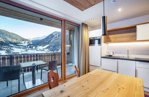 Valle Aurina Apartment | Holiday Apartment "Stoana Apt 1-3" with Relaxing Wellness Area