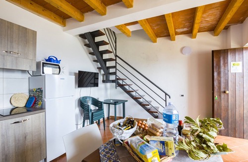 Motta d'Affermo House | Holiday Home 'Apollo' with Sea View and Wi-Fi