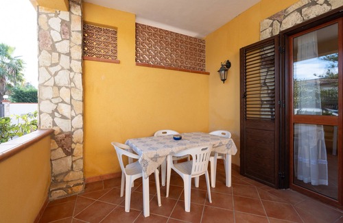 Trappeto House | Holiday Home "Casa Delle Pomelie" with Garden