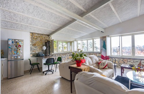 Caronia House | Holiday Home 'Casa Eolo' with Sea View, Wi-Fi and Air Conditioning
