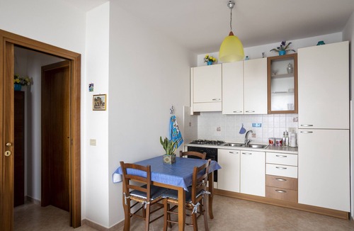 Piraino House | Holiday Home "La Casa di Marigiò" with Sea View, Terrace & Wi-Fi