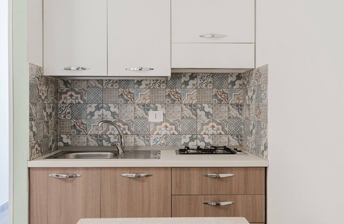 Mazara del Vallo Apartment | Holiday Home 'La Perla Di Mare - Perla 4' with Shared Pool, Wi-Fi and Air Conditioning