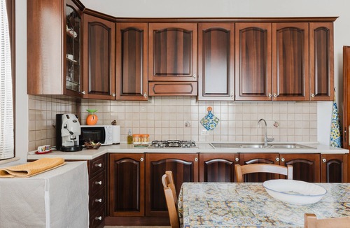 Marsala House | Holiday Home 'La Piazzetta' with Wi-Fi and Air Conditioning