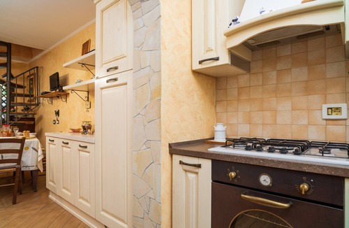 Bronte House | Holiday Home 'Teleferica' with Mountain View, Wi-Fi and Air Conditioning