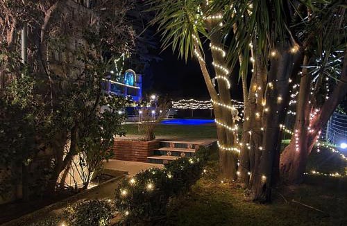 Alcamo House | Holiday Home Villa Tommaso Maruggi Jacuzzi und privater Pool by Interhome