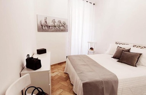 Historic Castle District Apartment | Holiday Home Virgilio House