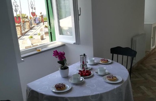 Nemi Apartment | Holiday Homes - mini spa - Nemi (Roma)