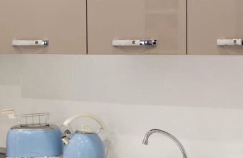 Terrasini Apartment | HOLIDAY HOUSE AERIAL SCREW