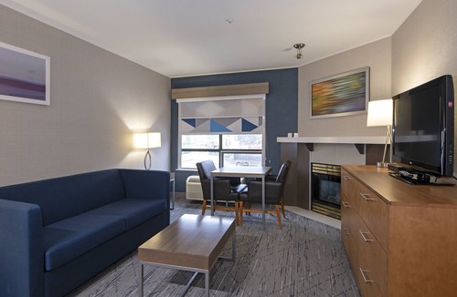 Kamloops Hotel | Holiday Inn Express Kamloops by IHG