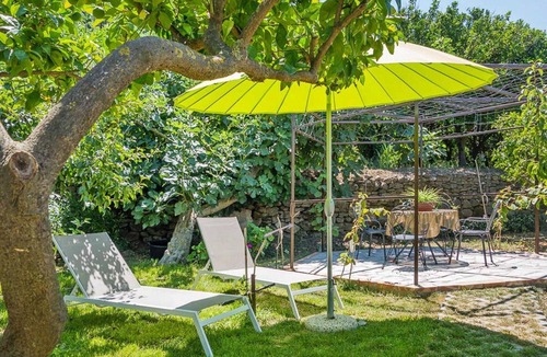 Rovittello House | Holiday Home Sicily near Mount Etna