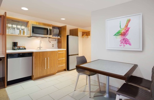 Executive Park Hotel | Home2 Suites by Hilton Charlotte I-77 Tyvola Rd