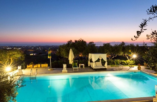 Marsala Apartment | Homerez - Appartement 5 km away from the beach for 10 ppl. with shared pool