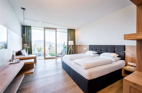 San Genesio Atesino Hotel | Hotel Belvedere
