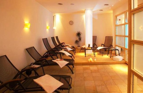 Brunico Hotel | Hotel Blitzburg