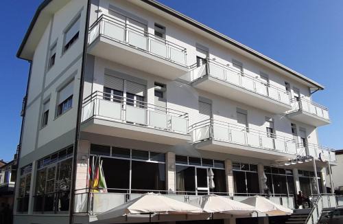 Torre Pedrera Hotel | Hotel Eugenio
