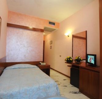 Latina Hotel | Hotel Excelsior