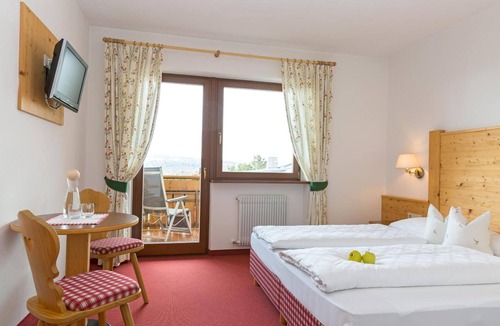 Pfalzen Hotel | Hotel Falken