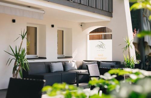 Lutago Hotel | Hotel Fronza - your hike & mountain home