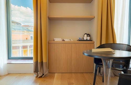 Ruggero Settimo Hotel | Hotel Politeama